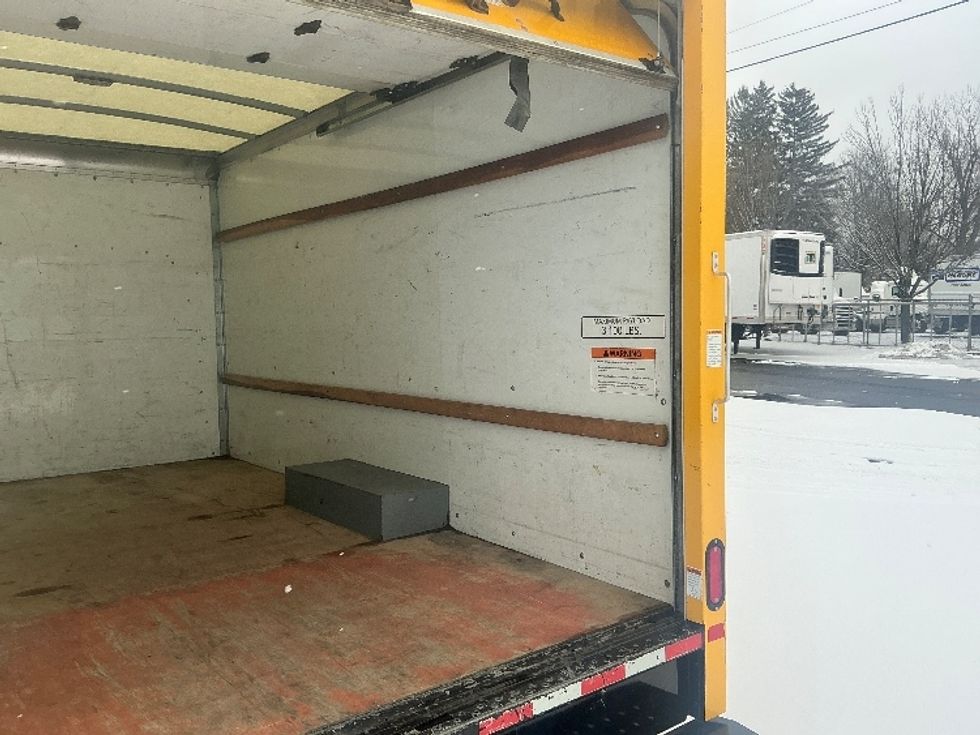 Light Duty Box Truck-Light and Medium Duty Trucks-GMC-2021-Savana G33503-Albany-NY-116,260\n\t\tmiles-$ 23,250 - Image 11