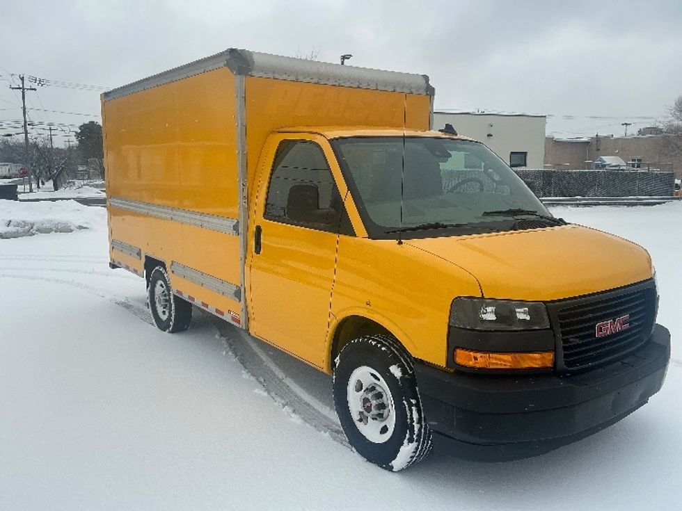 Light Duty Box Truck-Light and Medium Duty Trucks-GMC-2021-Savana G33503-Albany-NY-116,260\n\t\tmiles-$ 23,250 - Image 3