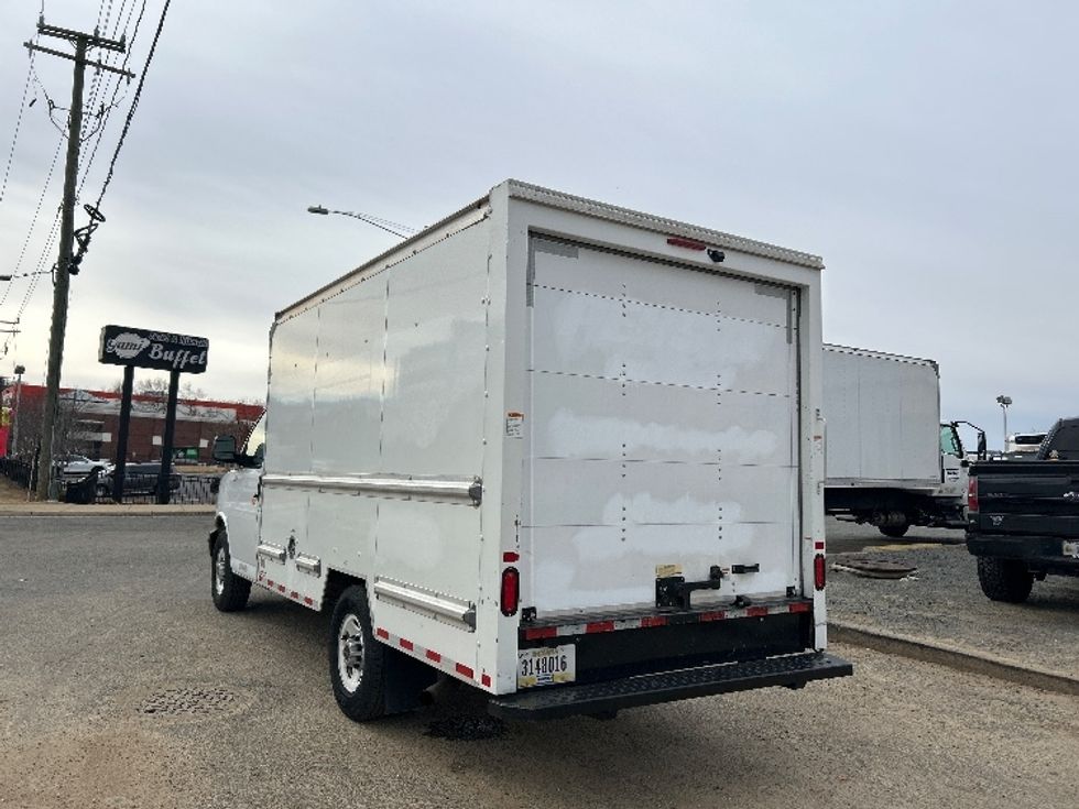 Light Duty Box Truck-Light and Medium Duty Trucks-GMC-2021-Savana G33503-Alexandria-VA-100,630\n\t\tmiles-$ 28,000 - Image 5