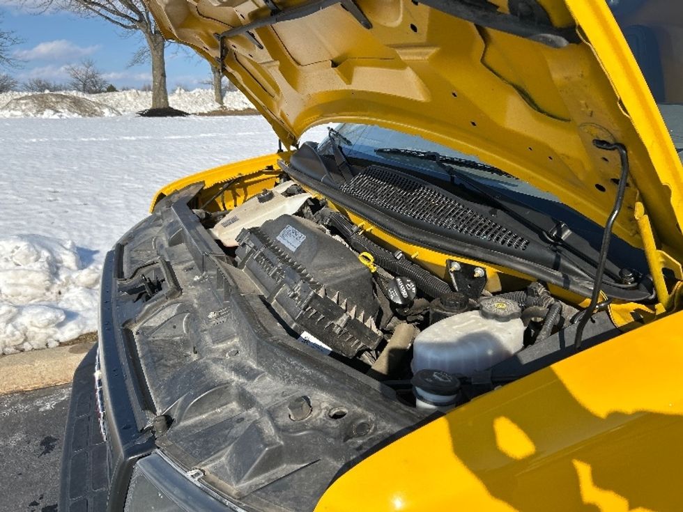 Light Duty Box Truck-Light and Medium Duty Trucks-GMC-2021-Savana G33503-Allentown-PA-114,586\n\t\tmiles-$ 24,000 - Image 22