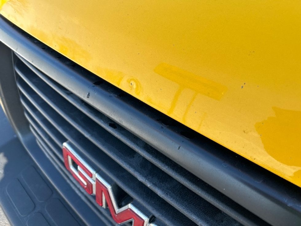 Light Duty Box Truck-Light and Medium Duty Trucks-GMC-2021-Savana G33503-Allentown-PA-114,586\n\t\tmiles-$ 24,000 - Image 23