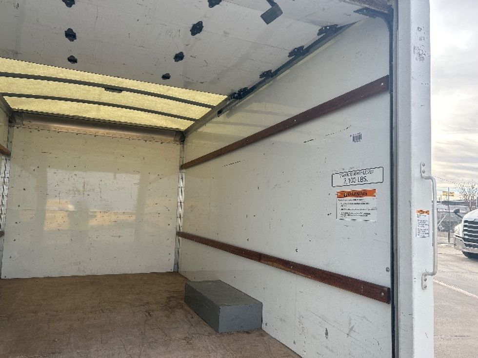 Light Duty Box Truck-Light and Medium Duty Trucks-GMC-2021-Savana G33503-Amarillo-TX-115,079\n\t\tmiles-$ 27,250 - Image 11
