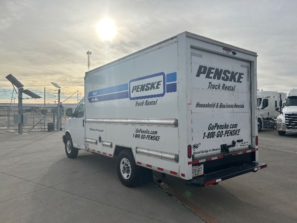 Light Duty Box Truck-Light and Medium Duty Trucks-GMC-2021-Savana G33503-Amarillo-TX-115,079\n\t\tmiles-$ 27,250 - Image 6