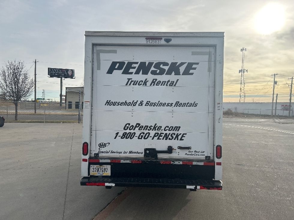 Light Duty Box Truck-Light and Medium Duty Trucks-GMC-2021-Savana G33503-Amarillo-TX-115,079\n\t\tmiles-$ 27,250 - Image 7