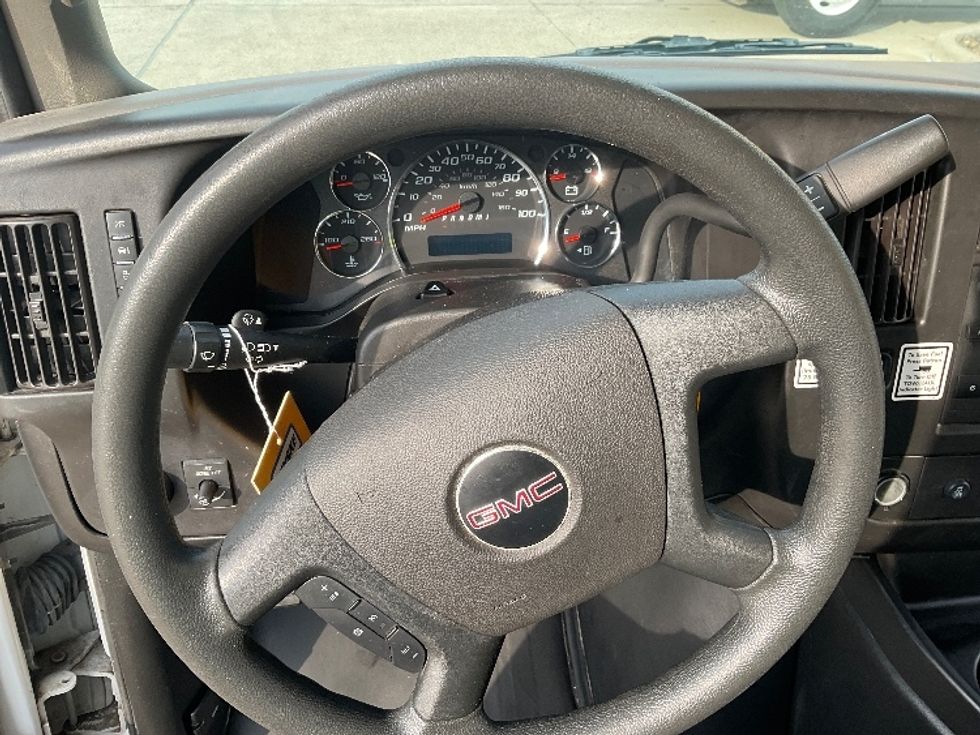 Light Duty Box Truck-Light and Medium Duty Trucks-GMC-2021-Savana G33503-Ashland-VA-115,662\n\t\tmiles-$ 27,000 - Image 17