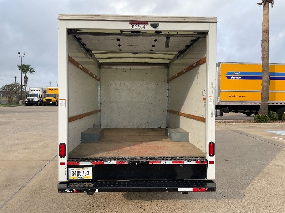 Light Duty Box Truck-Light and Medium Duty Trucks-GMC-2021-Savana G33503-Ashland-VA-115,662\n\t\tmiles-$ 27,000 - Image 8