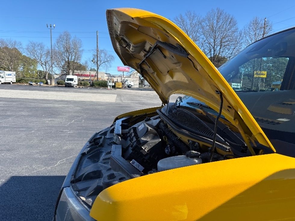 Light Duty Box Truck-Light and Medium Duty Trucks-GMC-2021-Savana G33503-Atlanta-GA-110,943\n\t\tmiles-$ 26,250 - Image 22