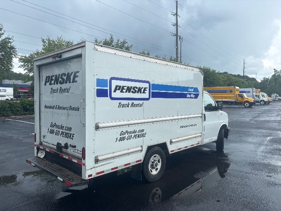 Light Duty Box Truck-Light and Medium Duty Trucks-GMC-2021-Savana G33503-Atlanta-GA-93,281\n\t\tmiles-$ 29,250 - Image 11