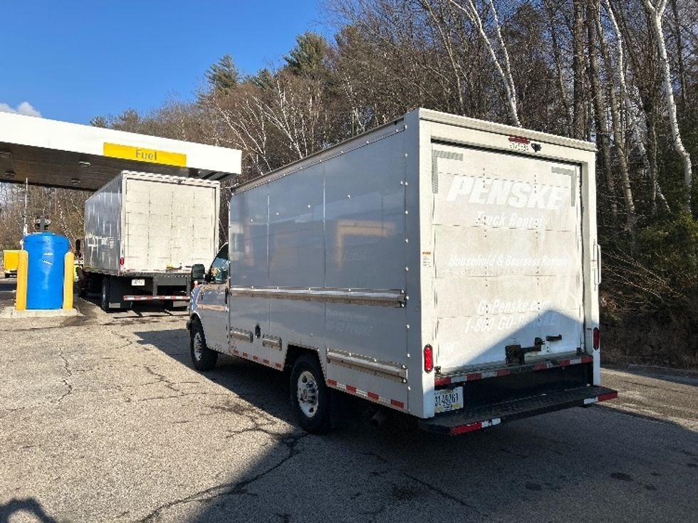 Light Duty Box Truck-Light and Medium Duty Trucks-GMC-2021-Savana G33503-Auburn-MA-110,776\n\t\tmiles-$ 26,000 - Image 13