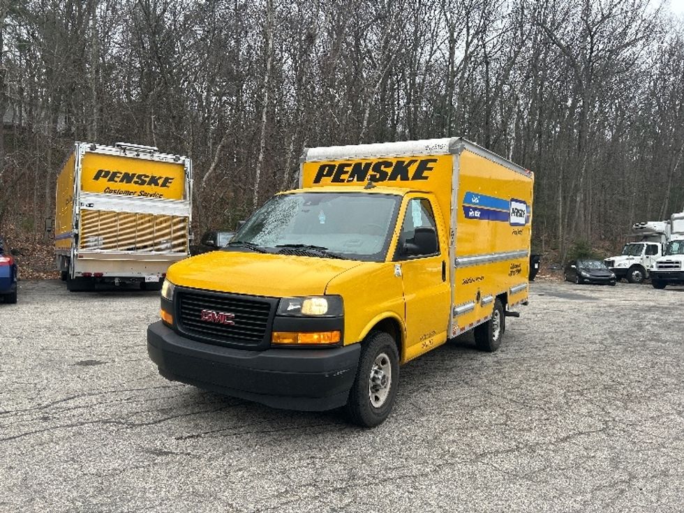 Light Duty Box Truck-Light and Medium Duty Trucks-GMC-2021-Savana G33503-Auburn-MA-110,831\n\t\tmiles-$ 23,500 - Image 1