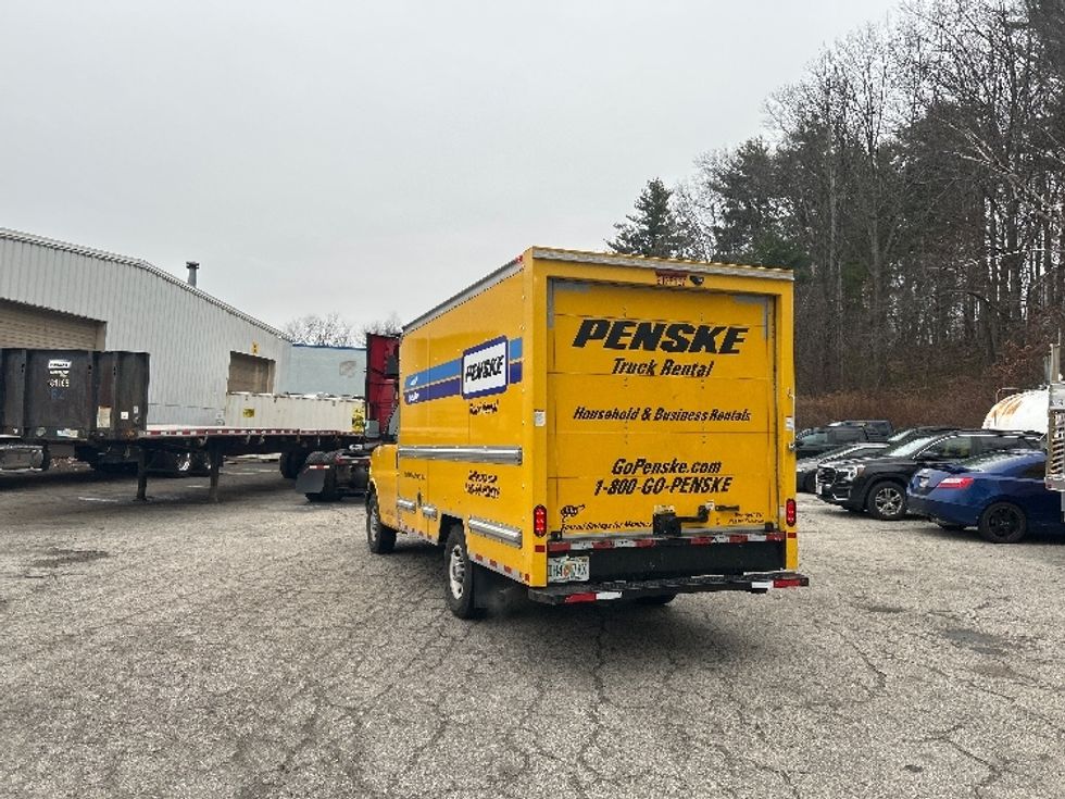 Light Duty Box Truck-Light and Medium Duty Trucks-GMC-2021-Savana G33503-Auburn-MA-110,831\n\t\tmiles-$ 23,500 - Image 6