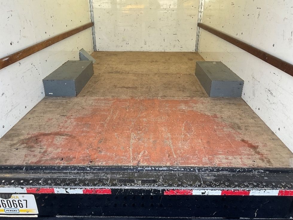 Light Duty Box Truck-Light and Medium Duty Trucks-GMC-2021-Savana G33503-Augusta-GA-108,233\n\t\tmiles-$ 27,000 - Image 10