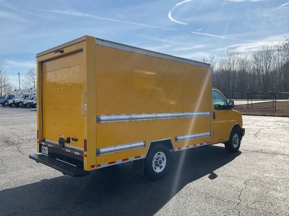 Light Duty Box Truck-Light and Medium Duty Trucks-GMC-2021-Savana G33503-Augusta-GA-108,233\n\t\tmiles-$ 27,000 - Image 13