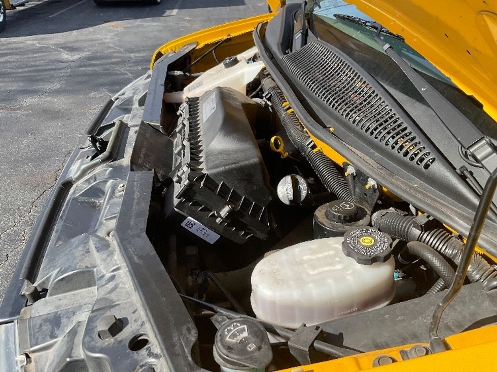 Light Duty Box Truck-Light and Medium Duty Trucks-GMC-2021-Savana G33503-Augusta-GA-108,233\n\t\tmiles-$ 27,000 - Image 24