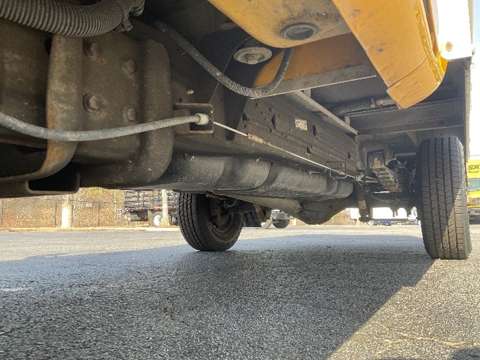 Light Duty Box Truck-Light and Medium Duty Trucks-GMC-2021-Savana G33503-Augusta-GA-108,233\n\t\tmiles-$ 27,000 - Image 5