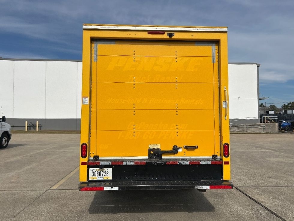 Light Duty Box Truck-Light and Medium Duty Trucks-GMC-2021-Savana G33503-Beaumont-TX-102,307\n\t\tmiles-$ 26,250 - Image 7