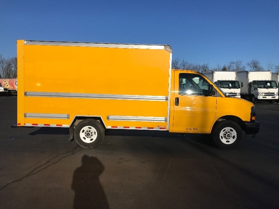 Light Duty Box Truck-Light and Medium Duty Trucks-GMC-2021-Savana G33503-Bensalem-PA-105,303\n\t\tmiles-$ 25,000 - Image 14