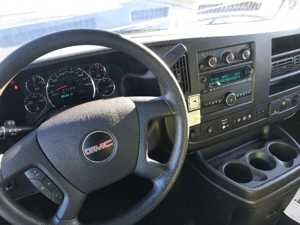 Light Duty Box Truck-Light and Medium Duty Trucks-GMC-2021-Savana G33503-Bensalem-PA-105,303\n\t\tmiles-$ 25,000 - Image 16