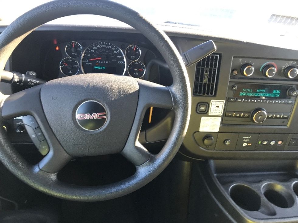 Light Duty Box Truck-Light and Medium Duty Trucks-GMC-2021-Savana G33503-Bensalem-PA-105,303\n\t\tmiles-$ 25,000 - Image 17