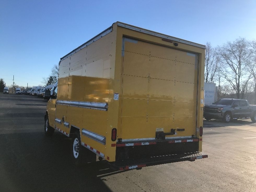 Light Duty Box Truck-Light and Medium Duty Trucks-GMC-2021-Savana G33503-Bensalem-PA-105,303\n\t\tmiles-$ 25,000 - Image 6