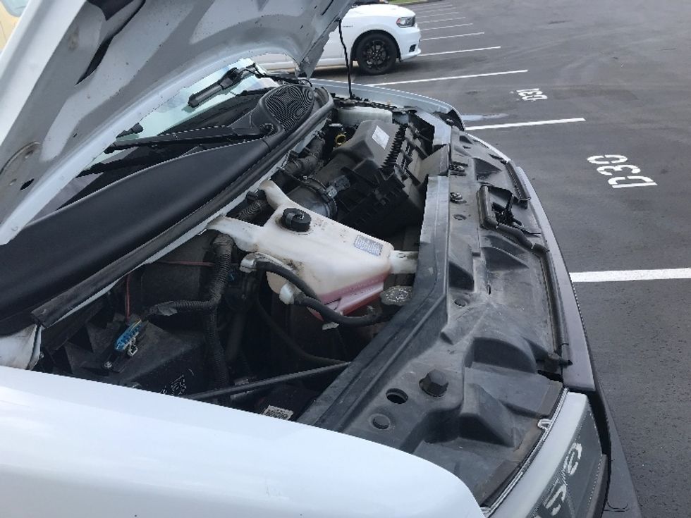 Light Duty Box Truck-Light and Medium Duty Trucks-GMC-2021-Savana G33503-Bensalem-PA-106,447\n\t\tmiles-$ 27,250 - Image 20