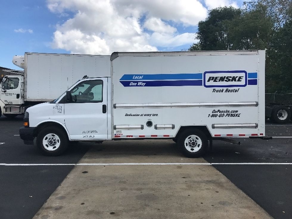2021 Gmc Savana 3500 Cutaway photo 4