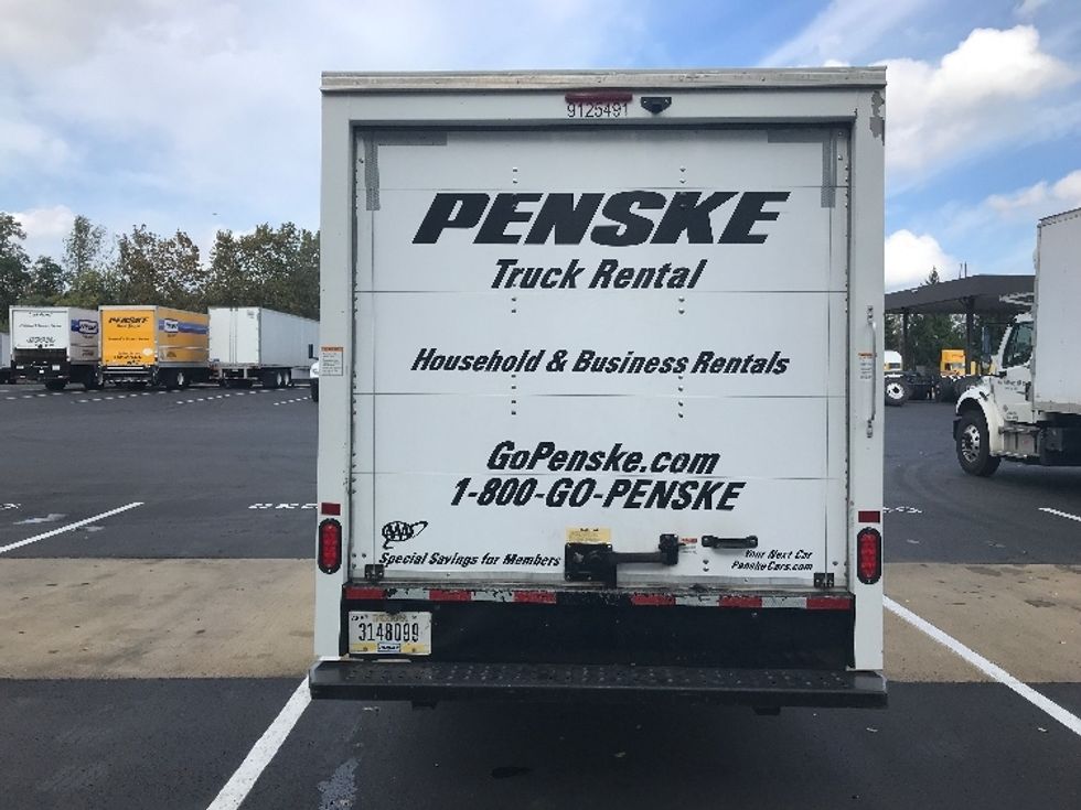 Light Duty Box Truck-Light and Medium Duty Trucks-GMC-2021-Savana G33503-Bensalem-PA-106,447\n\t\tmiles-$ 27,250 - Image 6