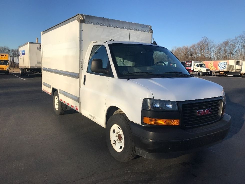 Light Duty Box Truck-Light and Medium Duty Trucks-GMC-2021-Savana G33503-Bensalem-PA-120,160\n\t\tmiles-$ 25,750 - Image 1