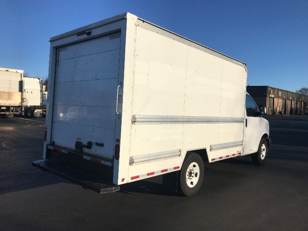 Light Duty Box Truck-Light and Medium Duty Trucks-GMC-2021-Savana G33503-Bensalem-PA-120,160\n\t\tmiles-$ 25,750 - Image 12