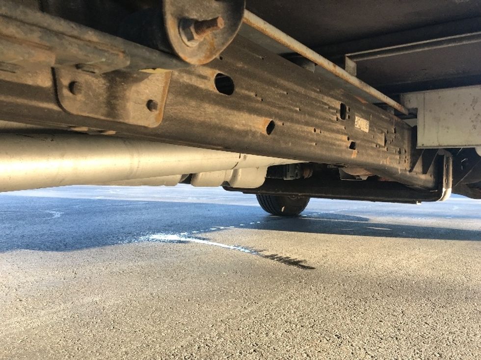 Light Duty Box Truck-Light and Medium Duty Trucks-GMC-2021-Savana G33503-Bensalem-PA-120,160\n\t\tmiles-$ 25,750 - Image 13