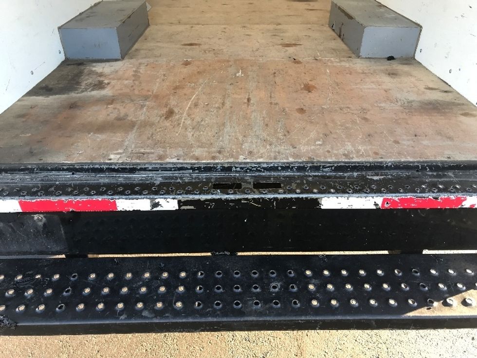 Light Duty Box Truck-Light and Medium Duty Trucks-GMC-2021-Savana G33503-Bensalem-PA-120,160\n\t\tmiles-$ 25,750 - Image 9