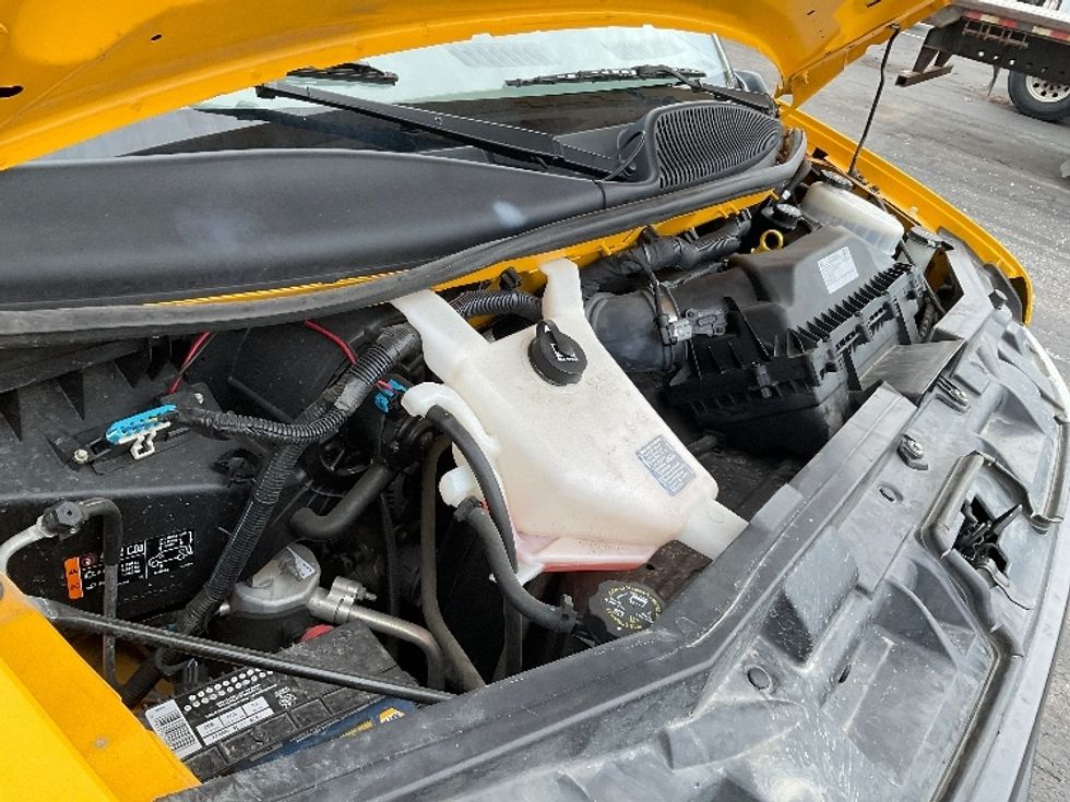 Light Duty Box Truck-Light and Medium Duty Trucks-GMC-2021-Savana G33503-Binghamton-NY-100,924\n\t\tmiles-$ 24,750 - Image 21