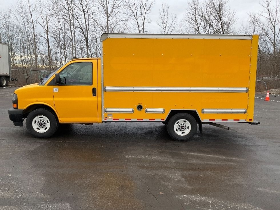 Light Duty Box Truck-Light and Medium Duty Trucks-GMC-2021-Savana G33503-Binghamton-NY-100,924\n\t\tmiles-$ 24,750 - Image 4