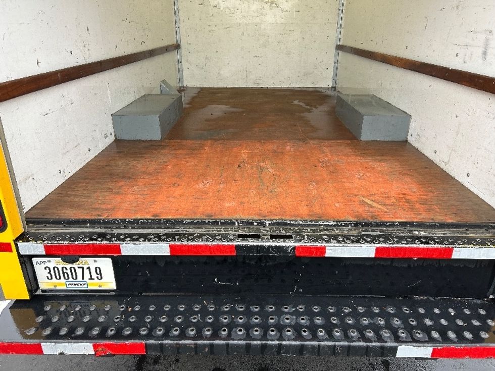 Light Duty Box Truck-Light and Medium Duty Trucks-GMC-2021-Savana G33503-Boise-ID-111,530\n\t\tmiles-$ 26,500 - Image 10