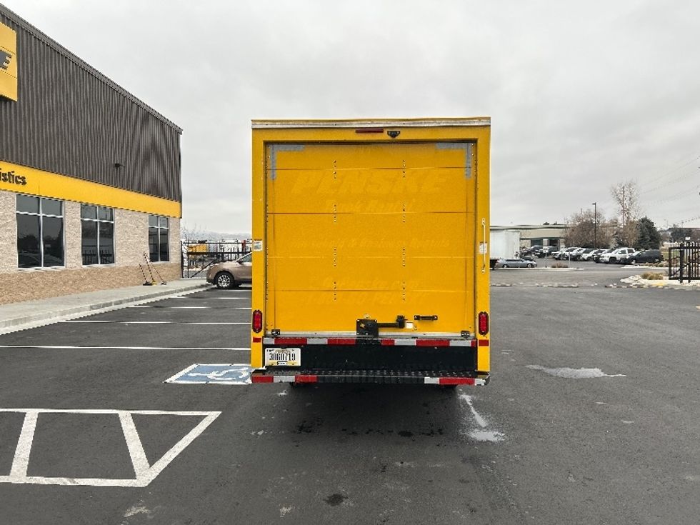 Light Duty Box Truck-Light and Medium Duty Trucks-GMC-2021-Savana G33503-Boise-ID-111,530\n\t\tmiles-$ 26,500 - Image 7