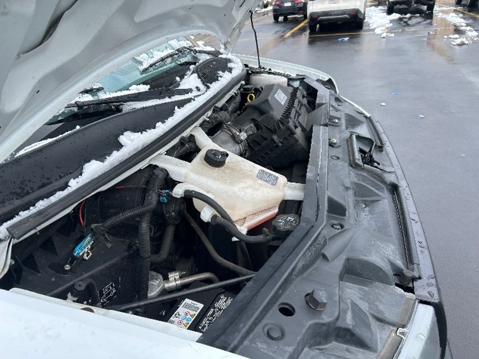 Light Duty Box Truck-Light and Medium Duty Trucks-GMC-2021-Savana G33503-Braintree-MA-103,563\n\t\tmiles-$ 26,750 - Image 21