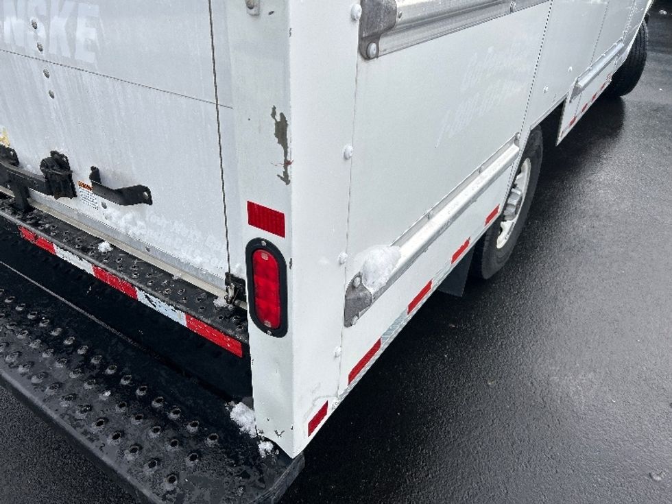 Light Duty Box Truck-Light and Medium Duty Trucks-GMC-2021-Savana G33503-Braintree-MA-103,563\n\t\tmiles-$ 26,750 - Image 24