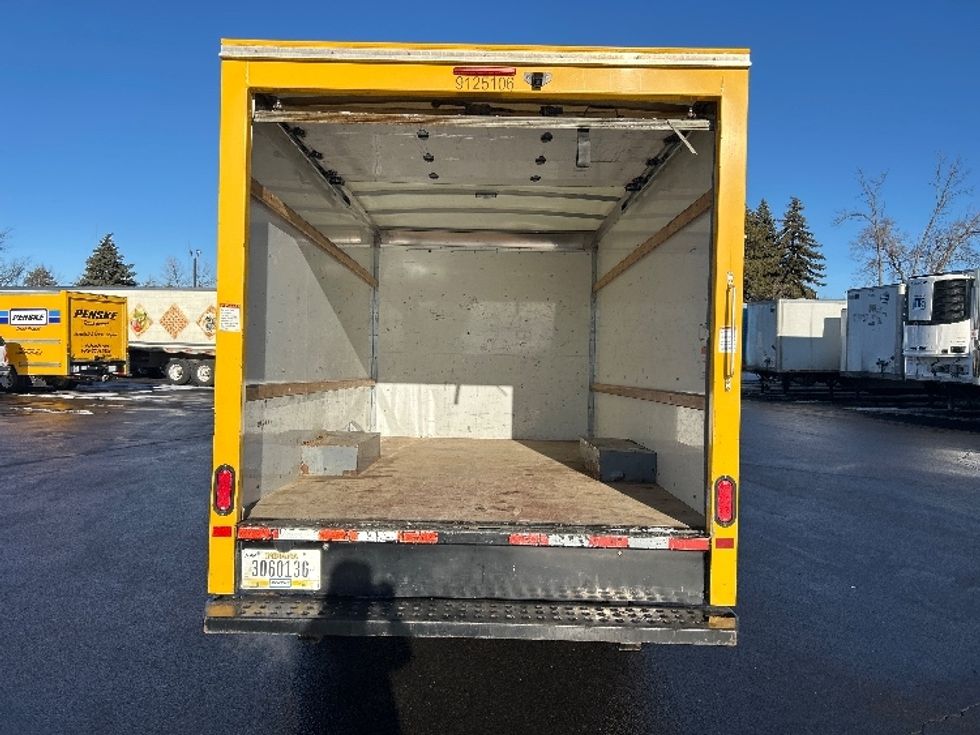 Light Duty Box Truck-Light and Medium Duty Trucks-GMC-2021-Savana G33503-Brooklyn Park-MN-119,884\n\t\tmiles-$ 24,500 - Image 8