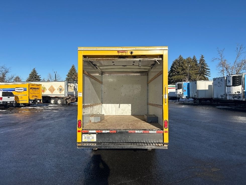 Light Duty Box Truck-Light and Medium Duty Trucks-GMC-2021-Savana G33503-Brooklyn Park-MN-119,884\n\t\tmiles-$ 24,500 - Image 9