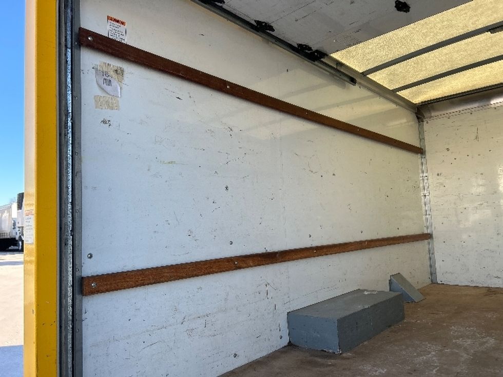 Light Duty Box Truck-Light and Medium Duty Trucks-GMC-2021-Savana G33503-Brooklyn Park-MN-126,041\n\t\tmiles-$ 23,750 - Image 11