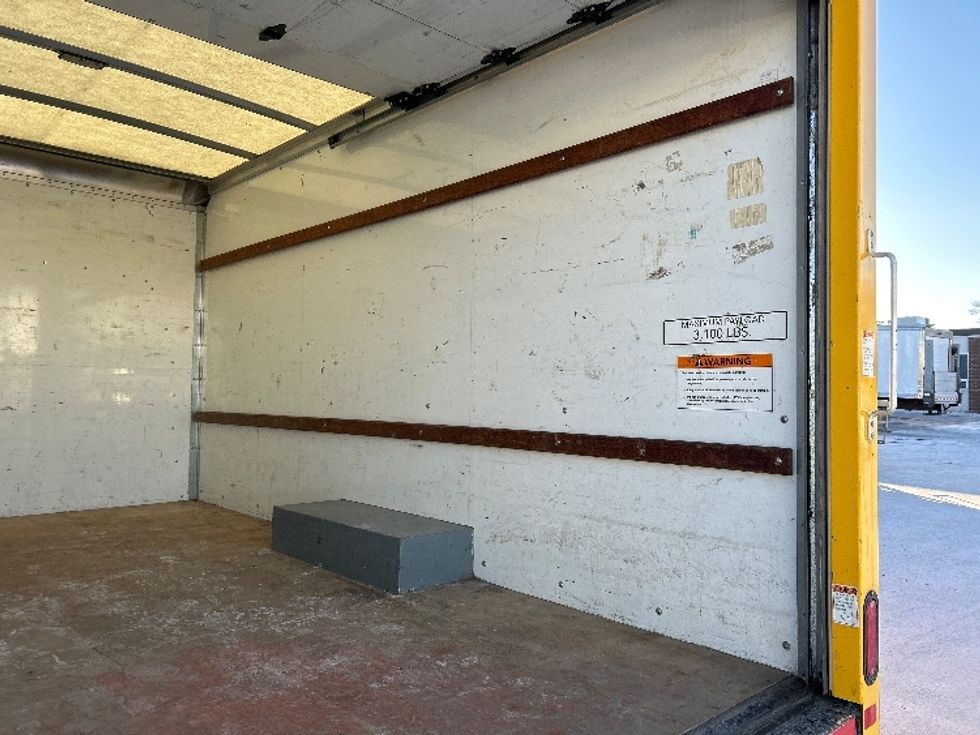 Light Duty Box Truck-Light and Medium Duty Trucks-GMC-2021-Savana G33503-Brooklyn Park-MN-126,041\n\t\tmiles-$ 23,750 - Image 12