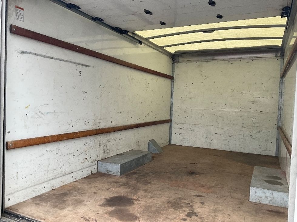 Light Duty Box Truck-Light and Medium Duty Trucks-GMC-2021-Savana G33503-Capitol Heights-MD-111,564\n\t\tmiles-$ 26,750 - Image 11