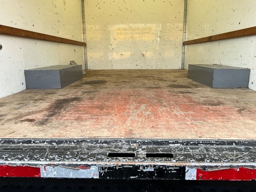 Light Duty Box Truck-Light and Medium Duty Trucks-GMC-2021-Savana G33503-Capitol Heights-MD-118,626\n\t\tmiles-$ 23,500 - Image 10