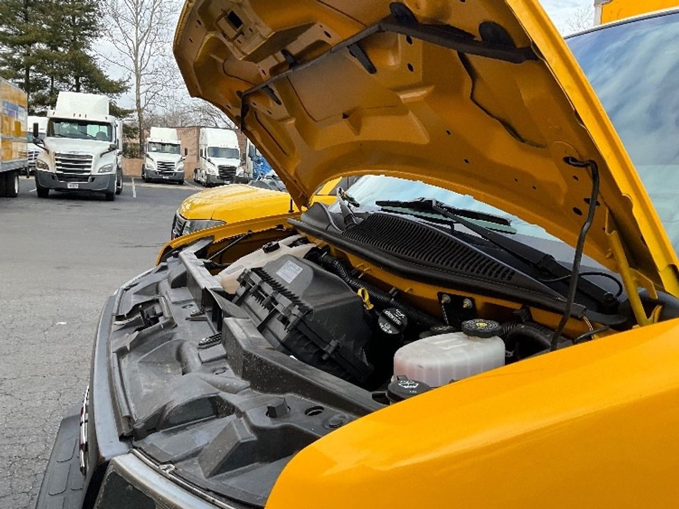 Light Duty Box Truck-Light and Medium Duty Trucks-GMC-2021-Savana G33503-Capitol Heights-MD-118,626\n\t\tmiles-$ 23,500 - Image 24