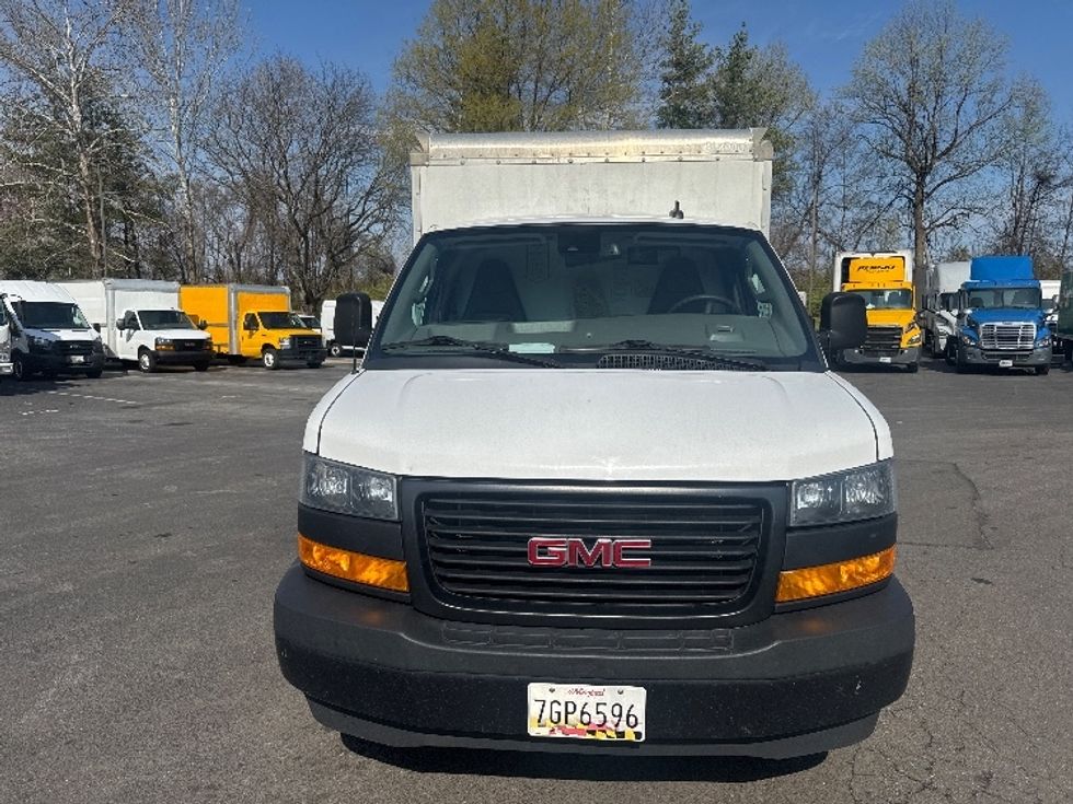 Light Duty Box Truck-Light and Medium Duty Trucks-GMC-2021-Savana G33503-Capitol Heights-MD-134,370\n\t\tmiles-$ 25,000 - Image 2