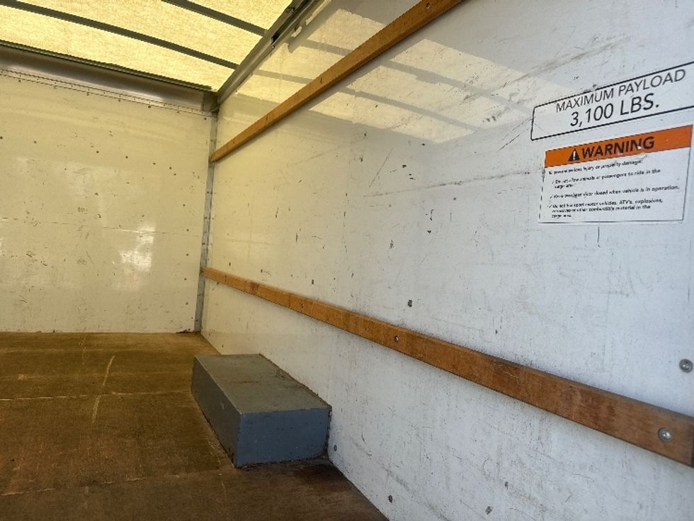 Light Duty Box Truck-Light and Medium Duty Trucks-GMC-2021-Savana G33503-Capitol Heights-MD-134,370\n\t\tmiles-$ 25,000 - Image 12