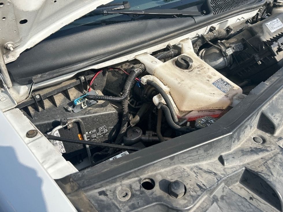 Light Duty Box Truck-Light and Medium Duty Trucks-GMC-2021-Savana G33503-Ceres-CA-118,131\n\t\tmiles-$ 28,000 - Image 24