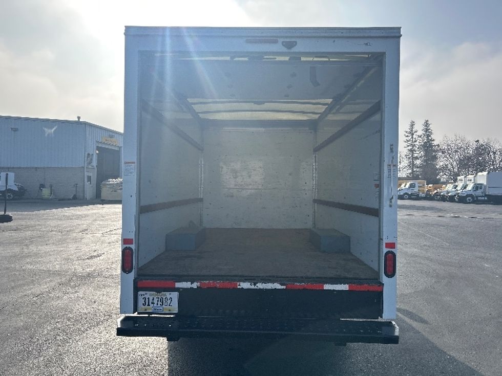 Light Duty Box Truck-Light and Medium Duty Trucks-GMC-2021-Savana G33503-Ceres-CA-118,131\n\t\tmiles-$ 28,000 - Image 9