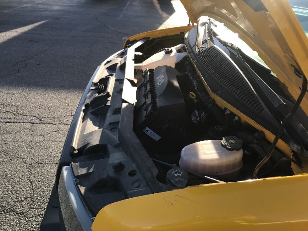 Light Duty Box Truck-Light and Medium Duty Trucks-GMC-2021-Savana G33503-Charlotte-NC-101,472\n\t\tmiles-$ 28,000 - Image 23