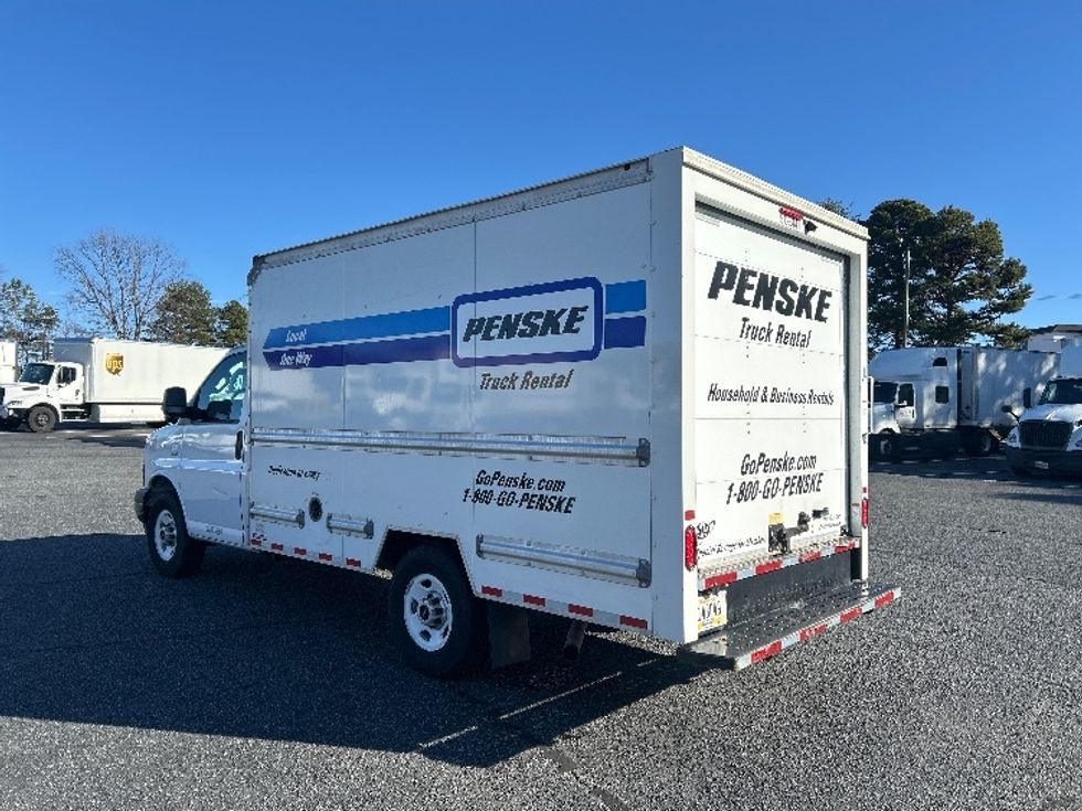 Light Duty Box Truck-Light and Medium Duty Trucks-GMC-2021-Savana G33503-Charlotte-NC-102,706\n\t\tmiles-$ 30,500 - Image 5